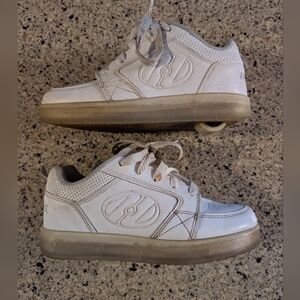 Heleeys kids roller shoes size 4Y white